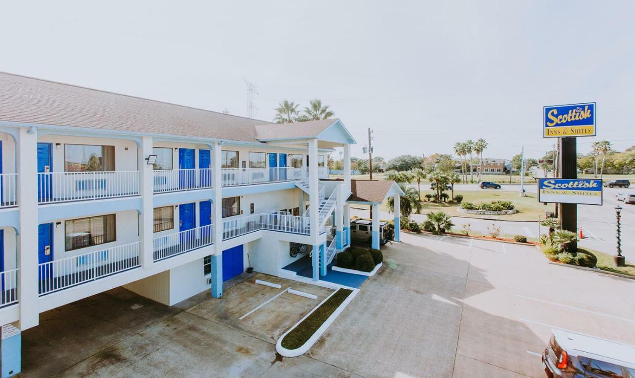 Scottish Inn & Suites - Kemah Boardwalk Exterior photo